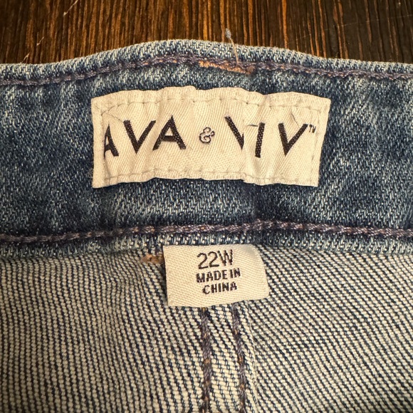 Ava & Viv High Rise Shorts Size 22W - Picture 4 of 6